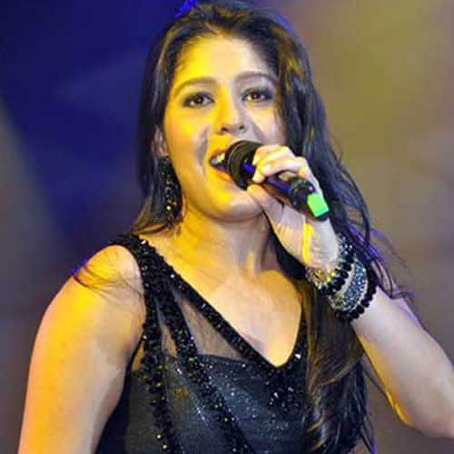 sunidhi chauhan now wants to become heroine