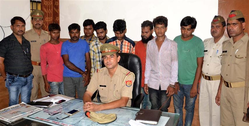 8 , including the criminal gang was finally picked the bike thieves