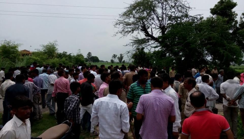 firozabad: two student, returning from 15 august celebration at school died in truck accident