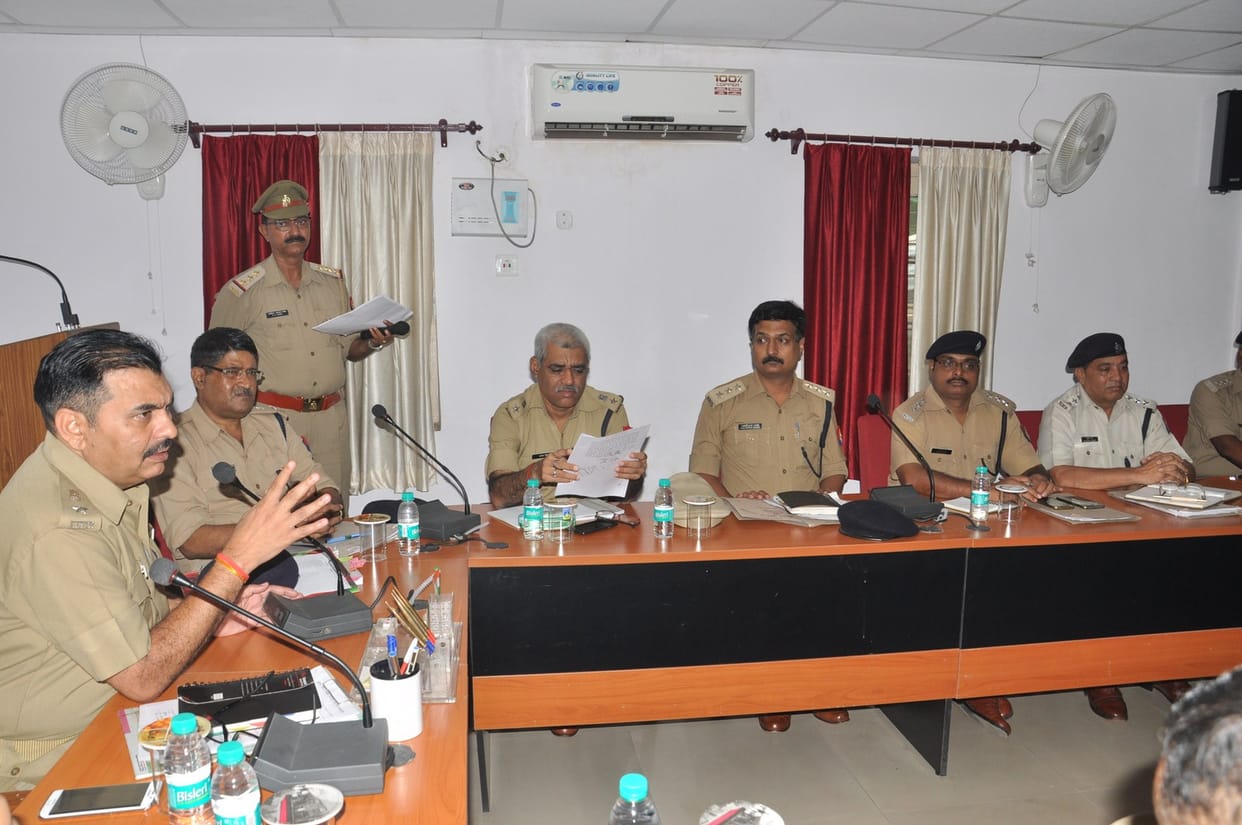 SSP orders to workout the robbery, steeling case in 15 days