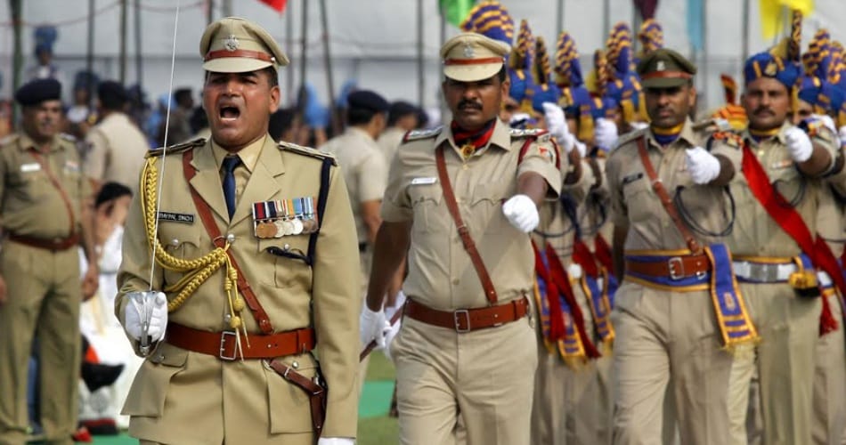 15 august independence day celebration in chandigarh prade ground, governor solanki hosted flag