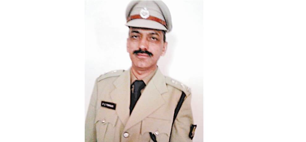 President police medal 2016 to IPS Shyam Bhagat and Rameshwar Singh