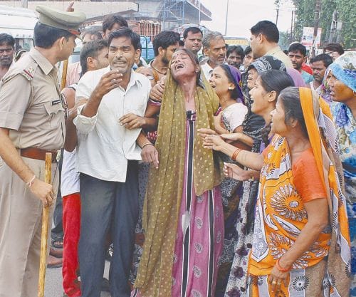 boy died in a road accident in agra