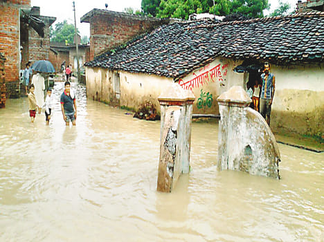 Urmila dam spate, alert