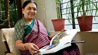 Story of Narendra Modi and these four women
