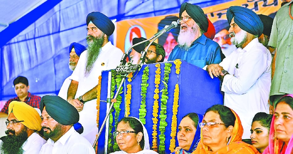 again CM Badal Attacks on AAP and Congress
