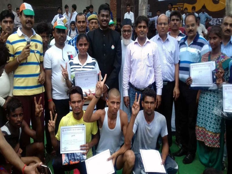 Devendra 2.5-kilometer race, the top fund