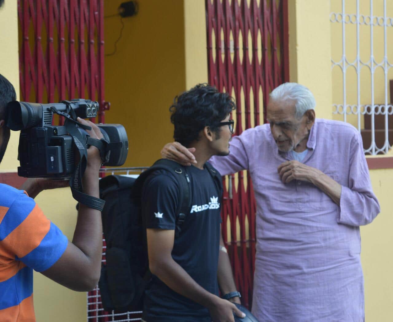 gaurav completes world record in independence day