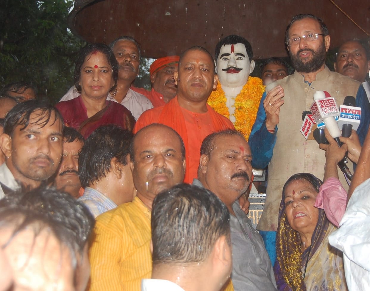 Tiranga Yaatra is a medium to give respect to mortyar, says Prakash Javadekar