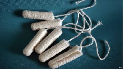 china athelet breaks period taboo in RIO
