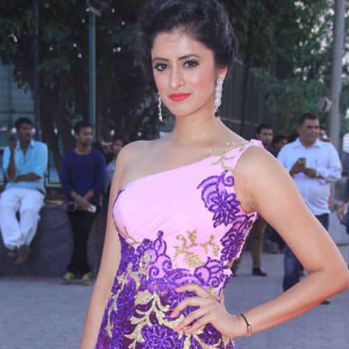 this tv actress post her romantic photo in instagram