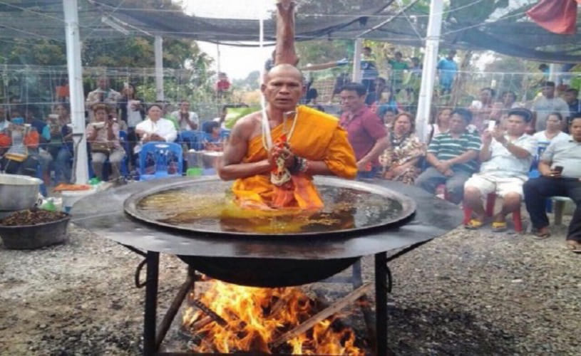  Monk Meditates In Boiling Oil 