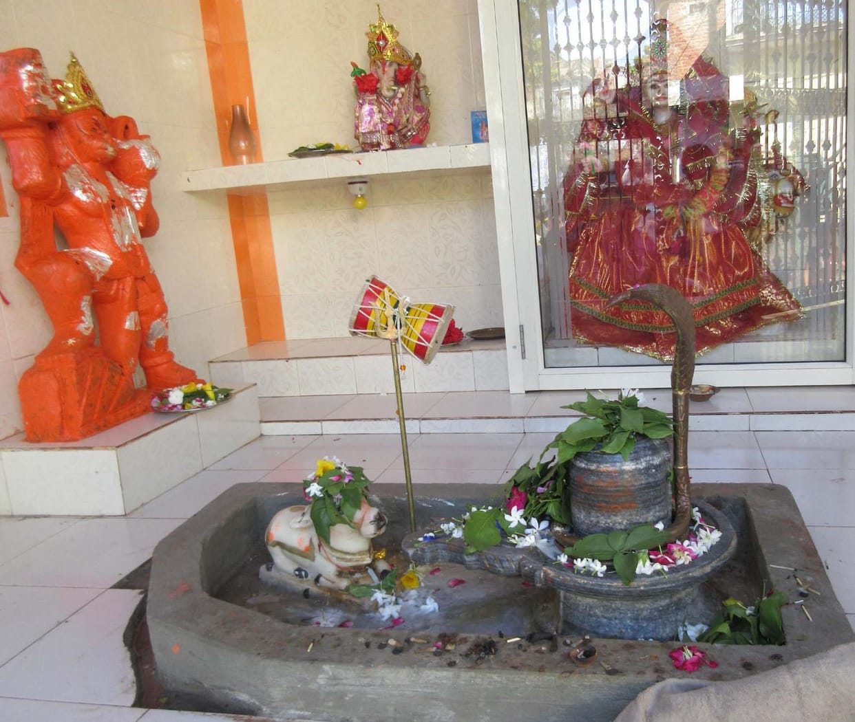 Thousands of Durga Temple Thieves took jewelry