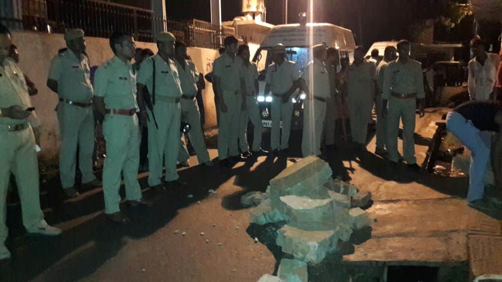 temple roof collapse in ayodhya
