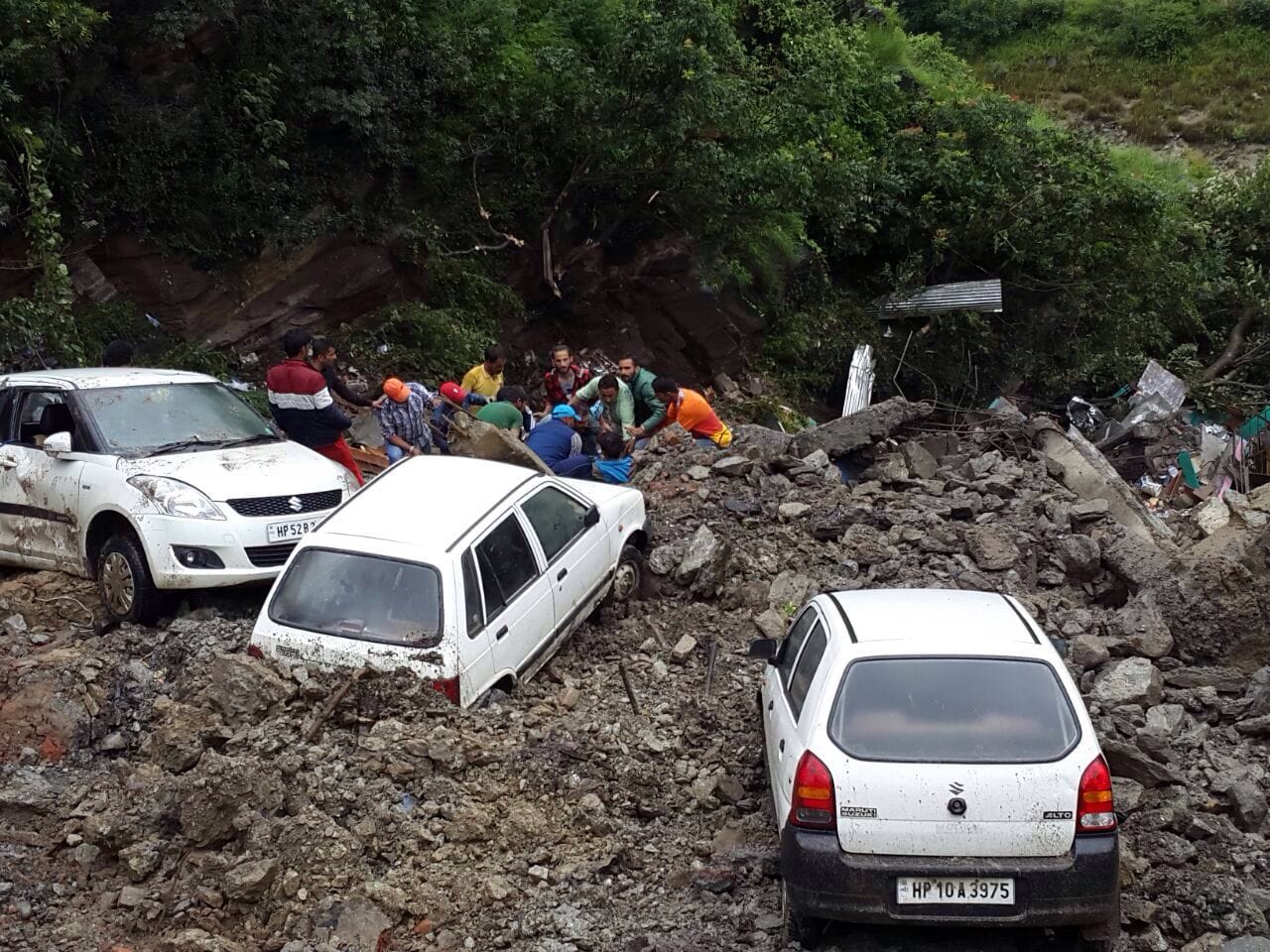 Building Collapse in Hatkoti Shimla, dozen are feared trapped under the debris