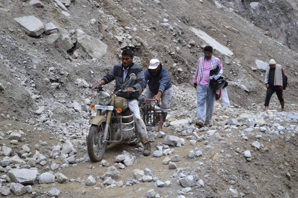 dangerous foot-road of badrinath dham