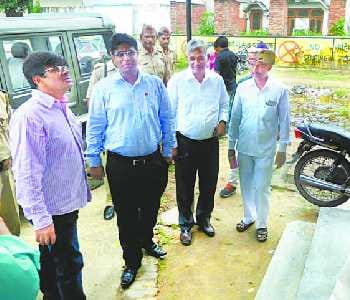 DM raid in arto office 