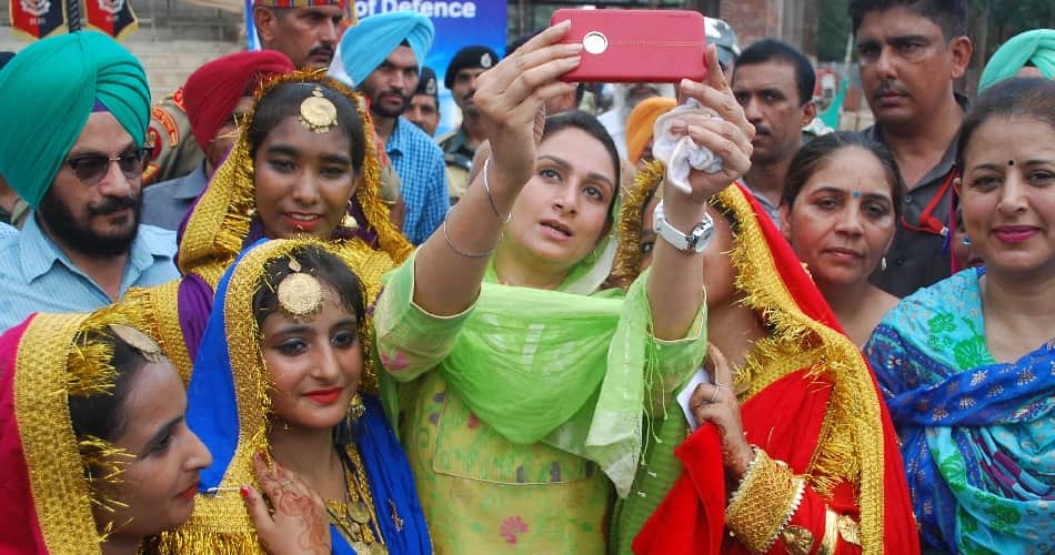 Union Minister Harsimrat Kaur Badal Ties Rakhis On BSF Troopers