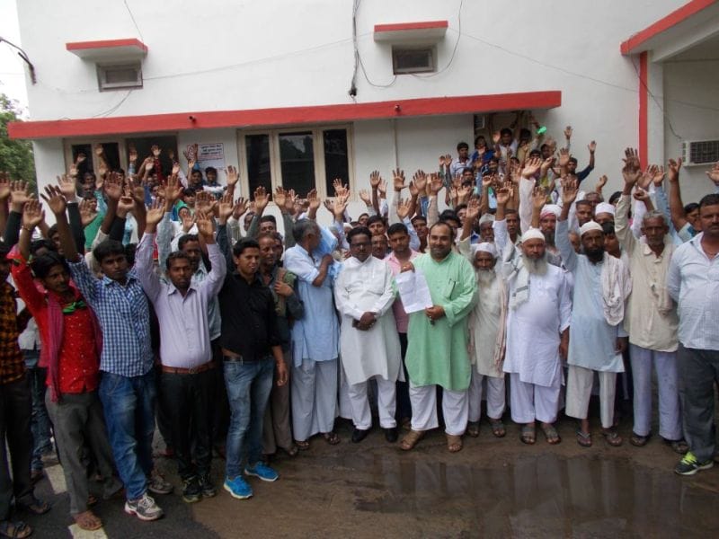 Kosma villagers demonstrated Muslimin