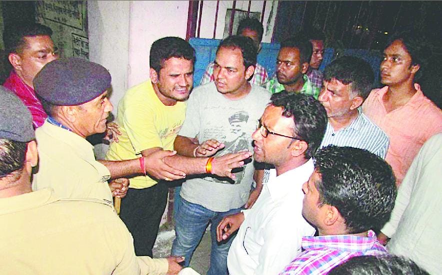 NSUI, ABVP workers strove