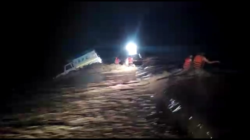 police rescued two people from flood