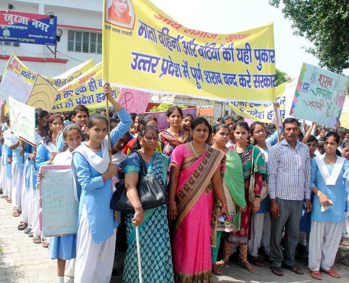 For temperance and women-women rally out