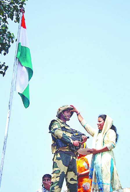 rakhi celebration at rs pura border