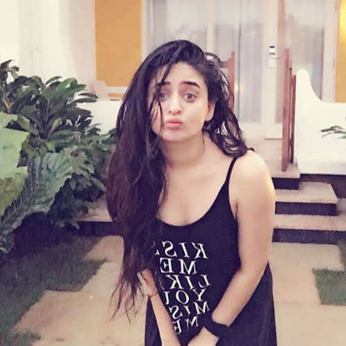 mahi and jai close in swimming pool in goa