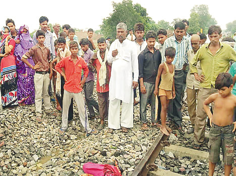 Death of woman hit by a goods train coming