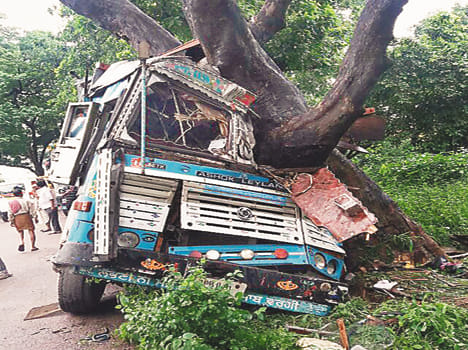 man was killed in raoad accident
