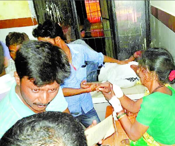  55 injured in an accident in bahraich.