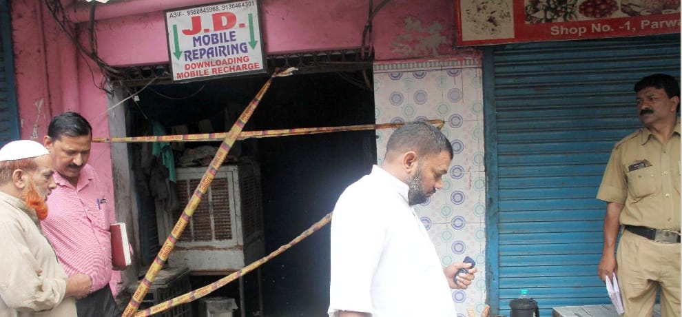 Bakery blast in delhi, three died