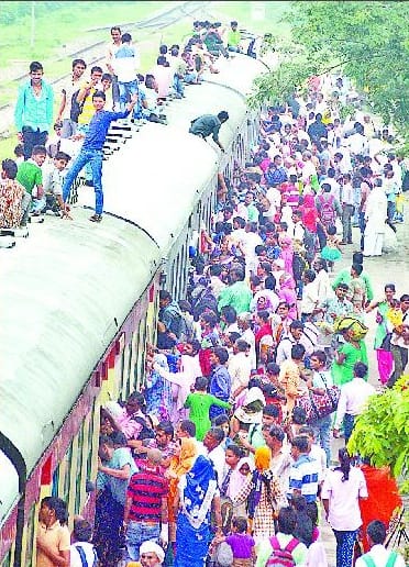 Buses, trains crowds, faced problems