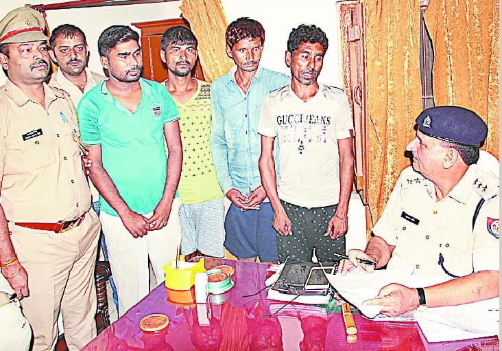 Bavaria gang had attempted to rob Chennai Express