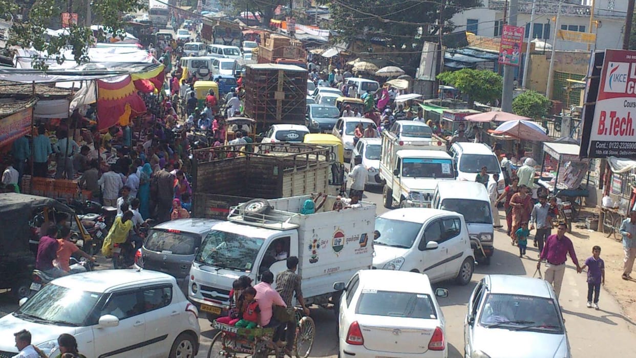 Jam of five hours, the city was to harass.