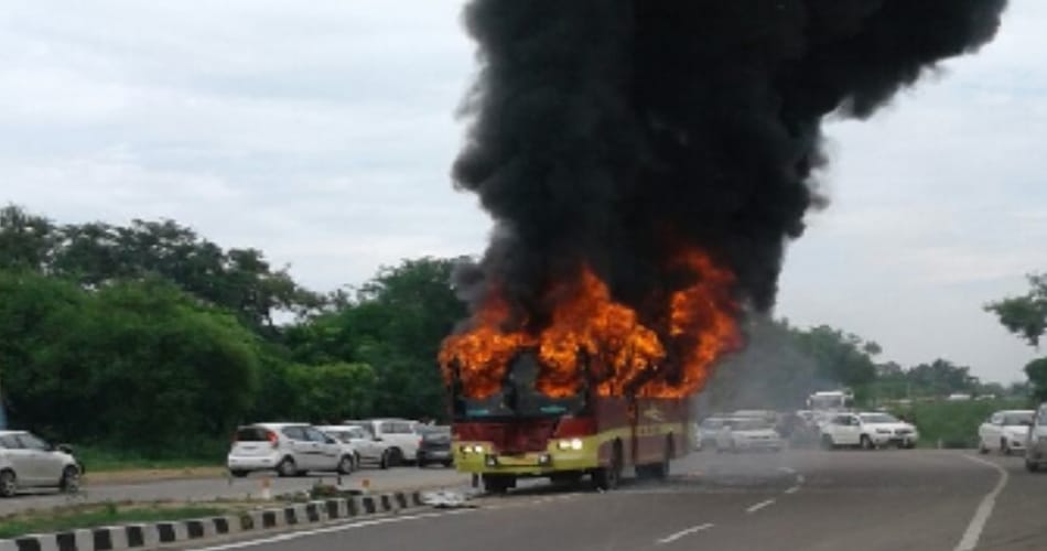 Orbit bus runs 2 men over in Ludhiana, angry mob torches it 