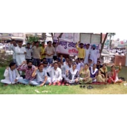 protest against nuclear plant, dharna on lal batta chowk, fatehabad