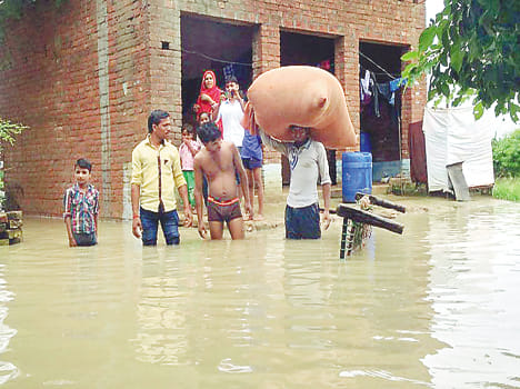 rain waterlogging in Sjeti