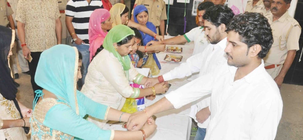 first time sisters tie rakhi to brothers in neemka jail
