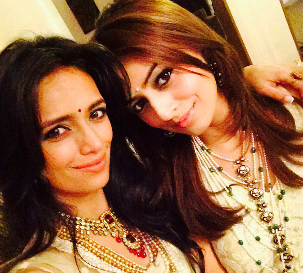 roshni chopra blessed with a baby boy reyan