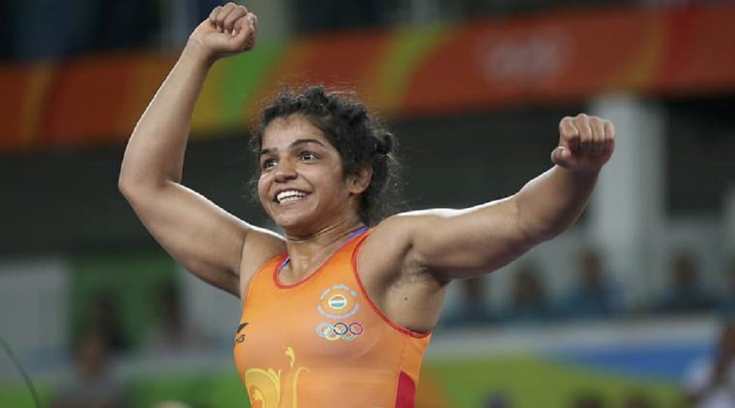 sakshi malik bang at rio twitter go crazy