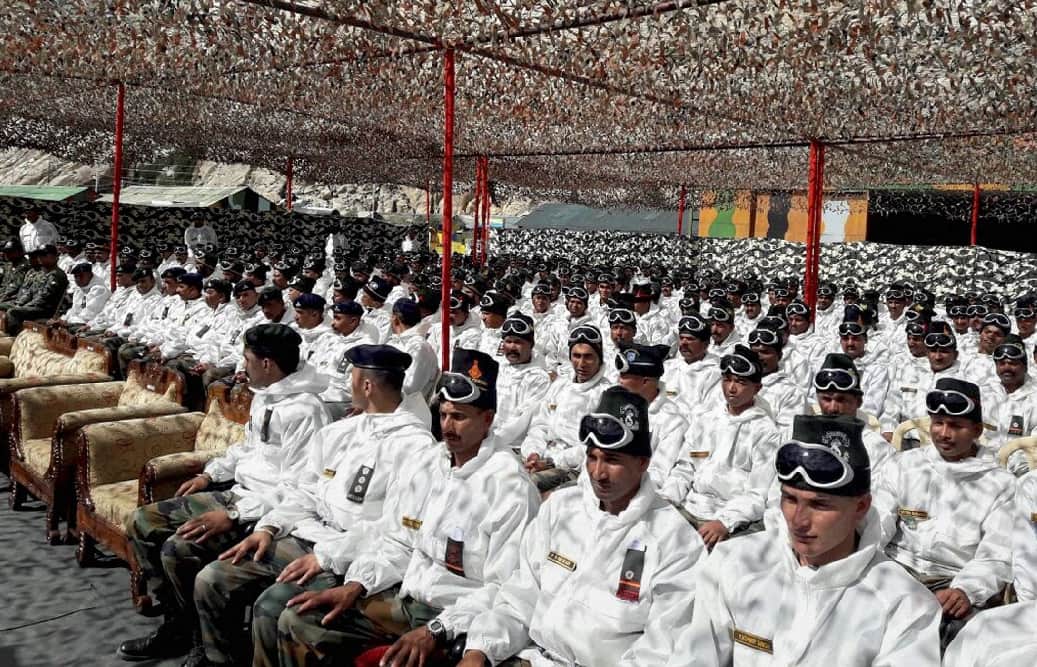 smiriti irani in siachin