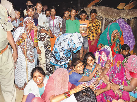The death of a child from being hit by the current, the woman injured