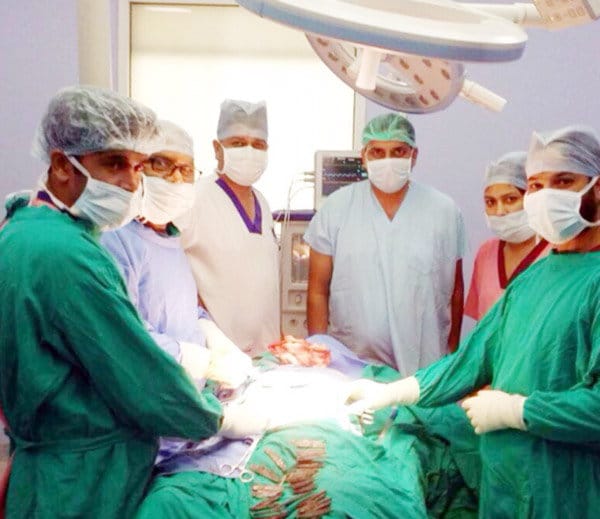 unique people, gurdaspur man swallowed 40 knife with water, doctors found it during operation