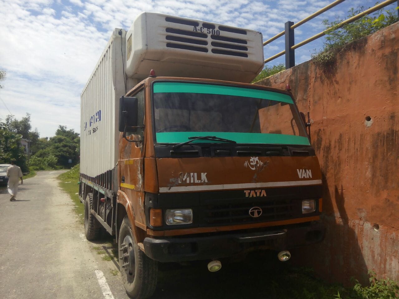 police found bull in milk van.