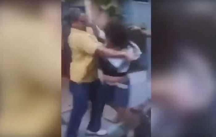 brother beating sister in raksha bandhan
