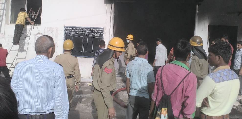 Fire breaks out in cosmetic industry in solan