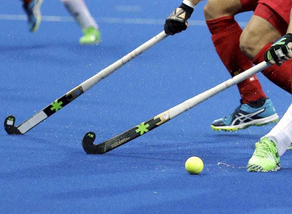 learn to play hockey in summer vacations