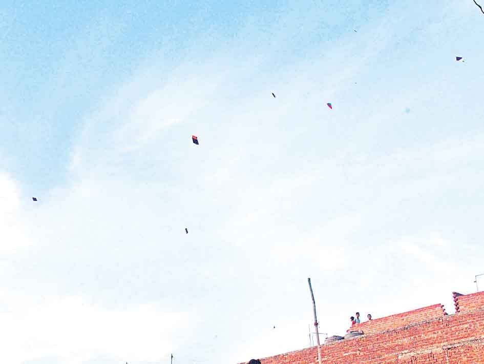 chinise manjha cuts men neck
