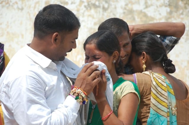 Sisters stream of tears wash away in prison